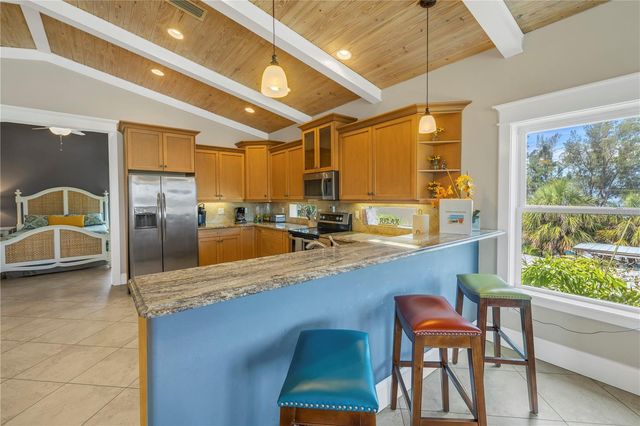 105 4TH STREET S, Bradenton Beach, FL 34217
