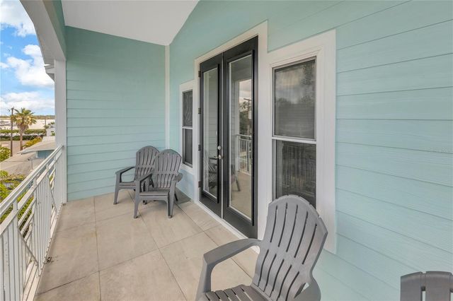 105 4TH STREET S, Bradenton Beach, FL 34217