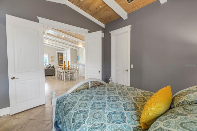 105 4TH STREET S, Bradenton Beach, FL 34217