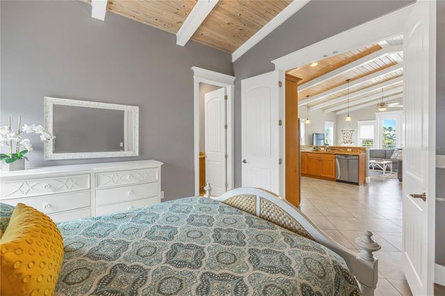 105 4TH STREET S, Bradenton Beach, FL 34217