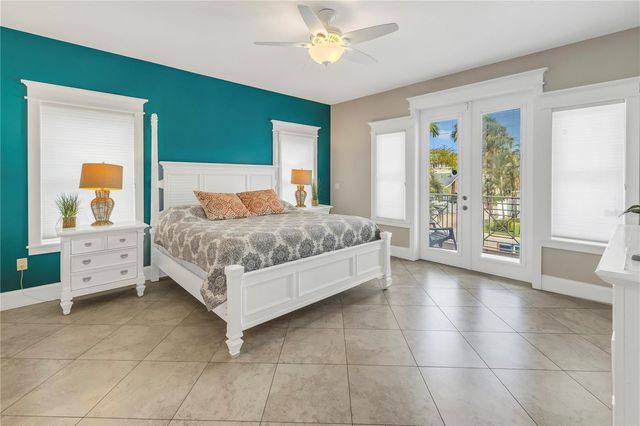 105 4TH STREET S, Bradenton Beach, FL 34217