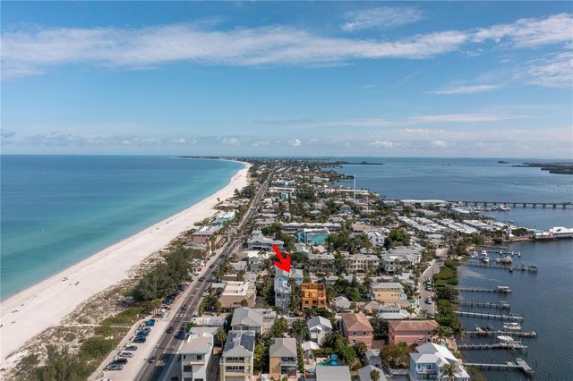 105 4TH STREET S, Bradenton Beach, FL 34217