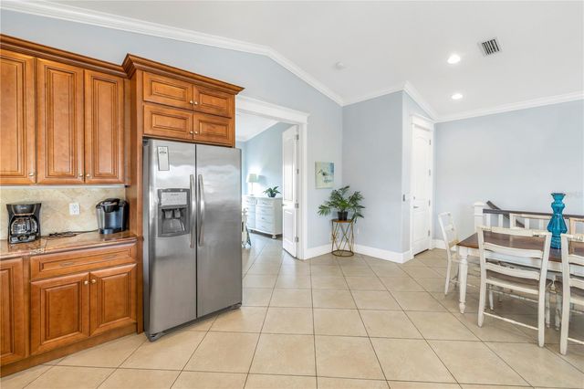 105 4TH STREET S, Bradenton Beach, FL 34217