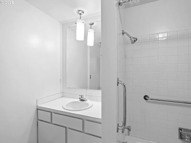 14977 Se GRANT Ct, Portland, OR 97233