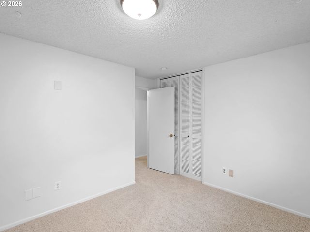 14977 Se GRANT Ct, Portland, OR 97233
