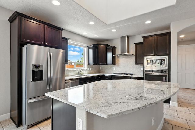 1510 ALAMO Drive SE, Rio Rancho, NM 87124