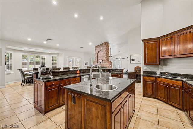 621 Lomprey Avenue, Henderson, NV 89002