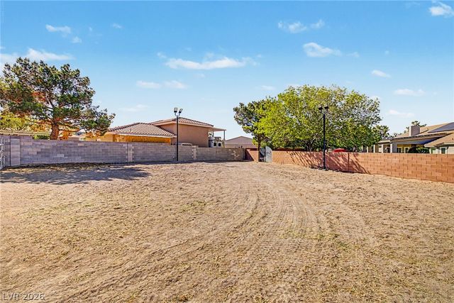 621 Lomprey Avenue, Henderson, NV 89002