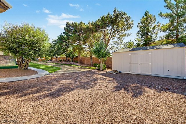 621 Lomprey Avenue, Henderson, NV 89002