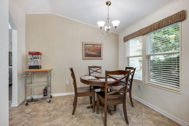 412 Leaning Oak Lane, Somerville, TX 77879