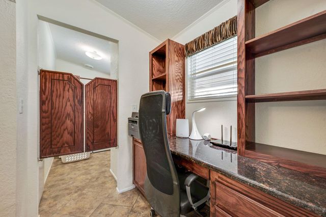 412 Leaning Oak Lane, Somerville, TX 77879