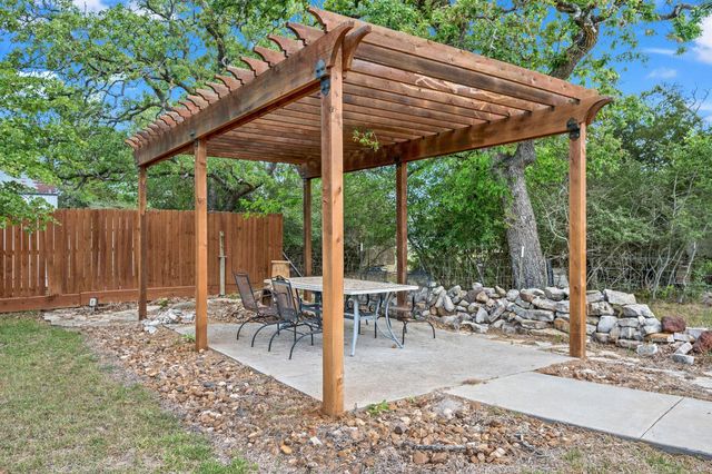 412 Leaning Oak Lane, Somerville, TX 77879