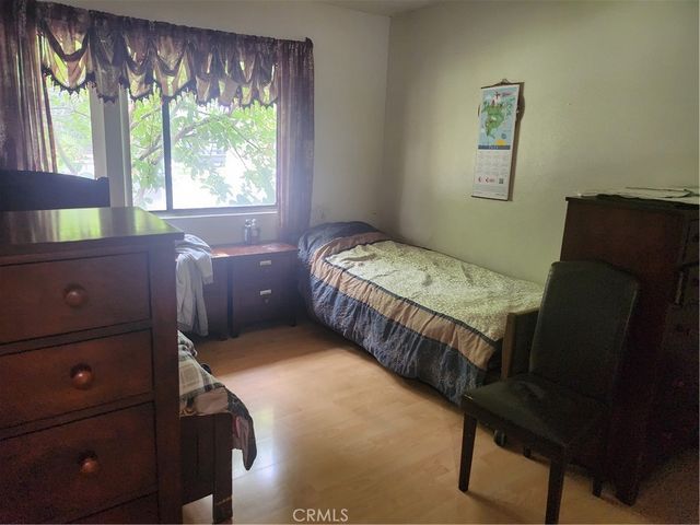 18725 Schoenborn Street, Northridge, CA 91324