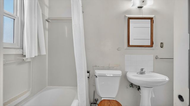 5014 N Elm St, Spokane, WA 99205