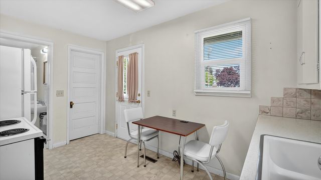 5014 N Elm St, Spokane, WA 99205