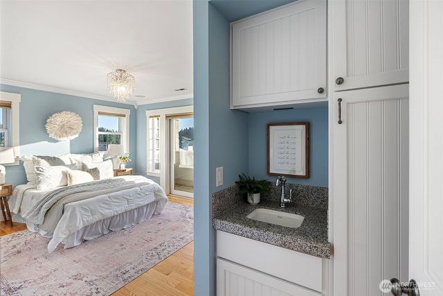 283 Shorewood Ct, Fox Island, WA 98333