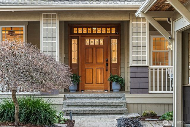 283 Shorewood Ct, Fox Island, WA 98333