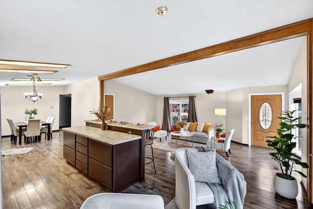 208 S Neyland Rd, Liberty Lake, WA 99019