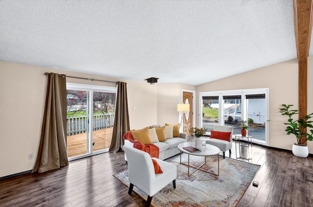 208 S Neyland Rd, Liberty Lake, WA 99019