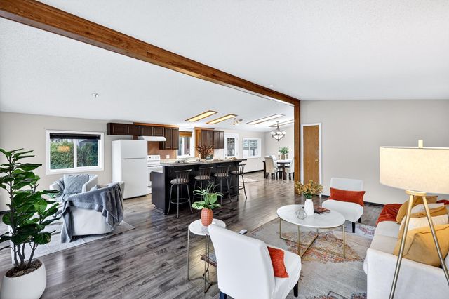 208 S Neyland Rd, Liberty Lake, WA 99019