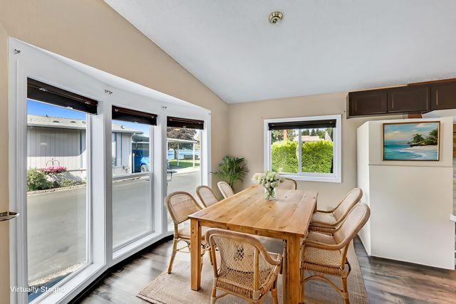 208 S Neyland Rd, Liberty Lake, WA 99019