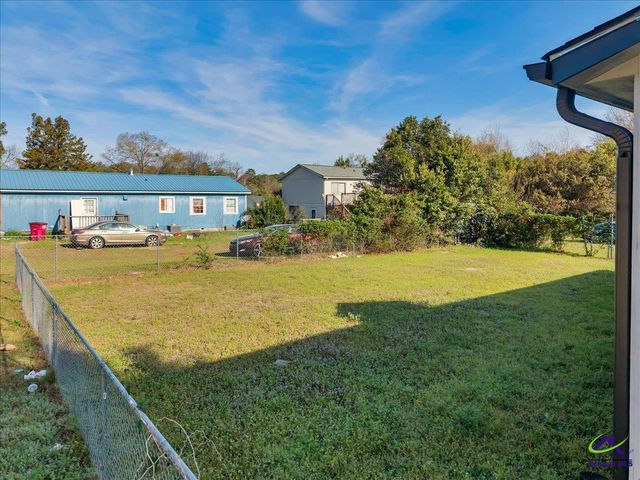 3330 E. Royal Court, Macon, GA 31217