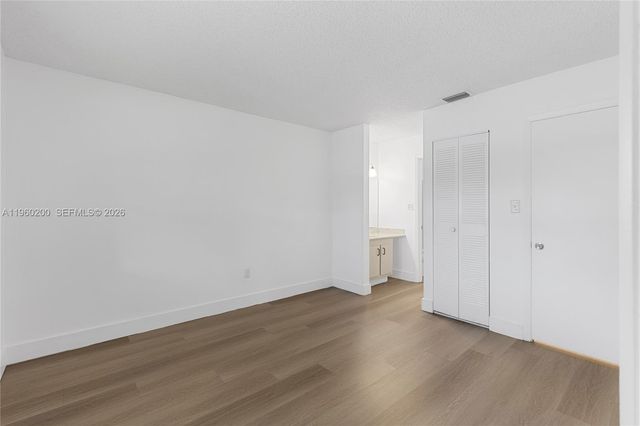 6061 Shakerwood Cir 206, Tamarac, FL 33319