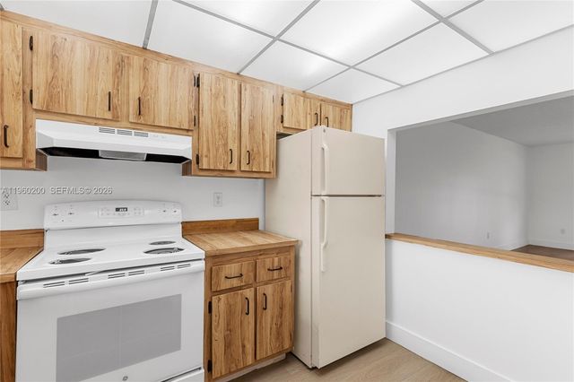 6061 Shakerwood Cir 206, Tamarac, FL 33319