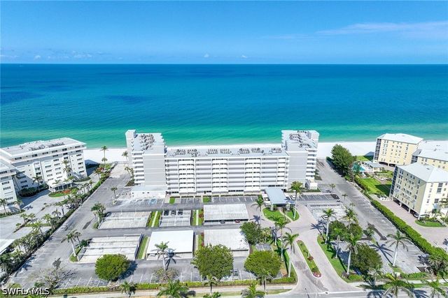 3443 Gulf Shore BLVD N 808, Naples, FL 34103
