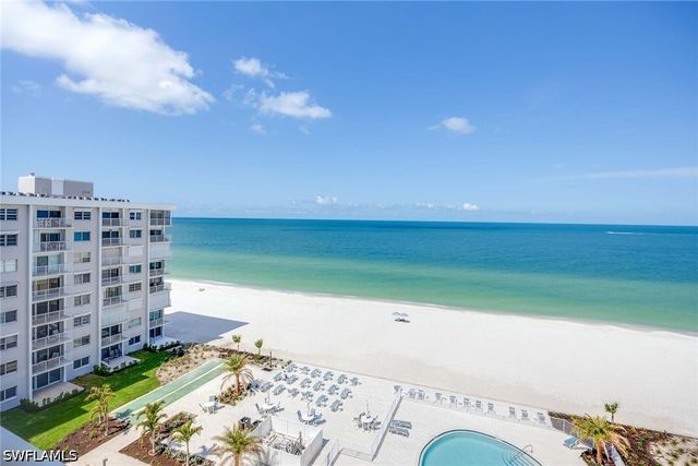 3443 Gulf Shore BLVD N 808, Naples, FL 34103