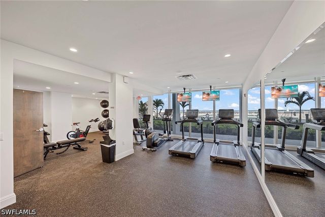 3443 Gulf Shore BLVD N 808, Naples, FL 34103