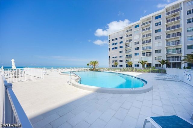 3443 Gulf Shore BLVD N 808, Naples, FL 34103