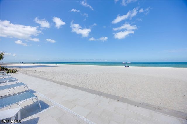 3443 Gulf Shore BLVD N 808, Naples, FL 34103