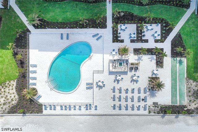 3443 Gulf Shore BLVD N 808, Naples, FL 34103