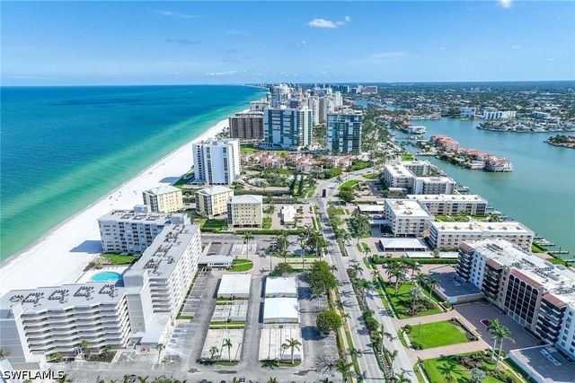 3443 Gulf Shore BLVD N 808, Naples, FL 34103