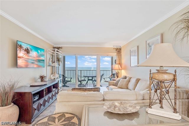 3443 Gulf Shore BLVD N 808, Naples, FL 34103