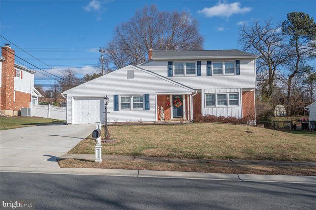 11 ARONIMINK DR, Newark, DE 19711