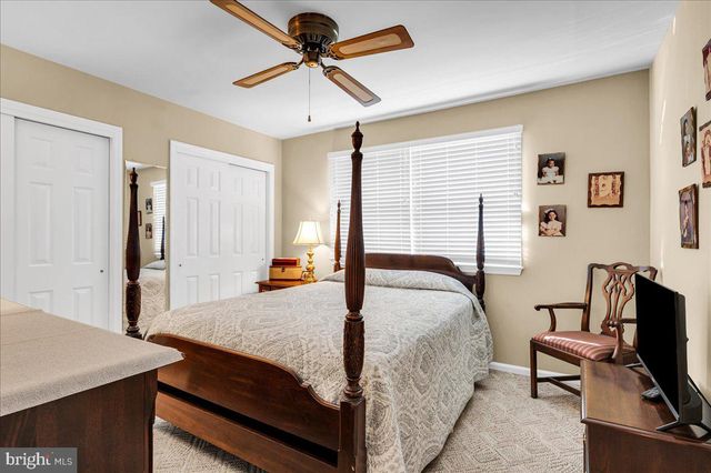 11 ARONIMINK DR, Newark, DE 19711