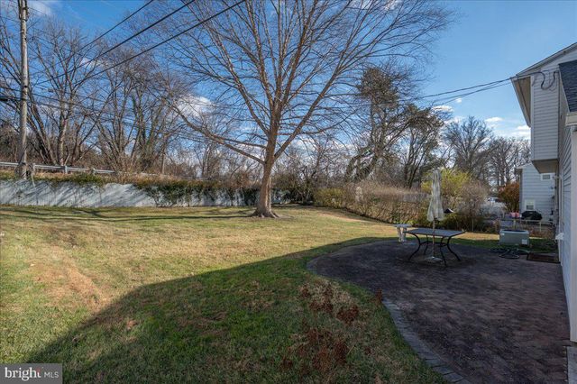 11 ARONIMINK DR, Newark, DE 19711