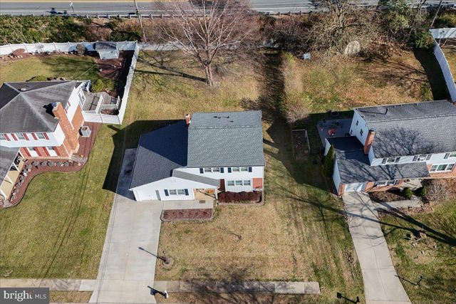 11 ARONIMINK DR, Newark, DE 19711