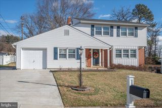 11 ARONIMINK DR, Newark, DE 19711