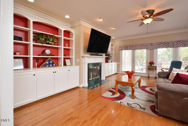 240 Coachlight Trail, Burlington, NC 27215