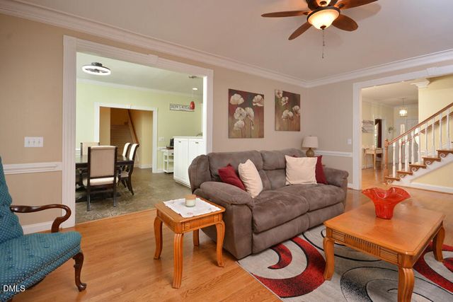 240 Coachlight Trail, Burlington, NC 27215