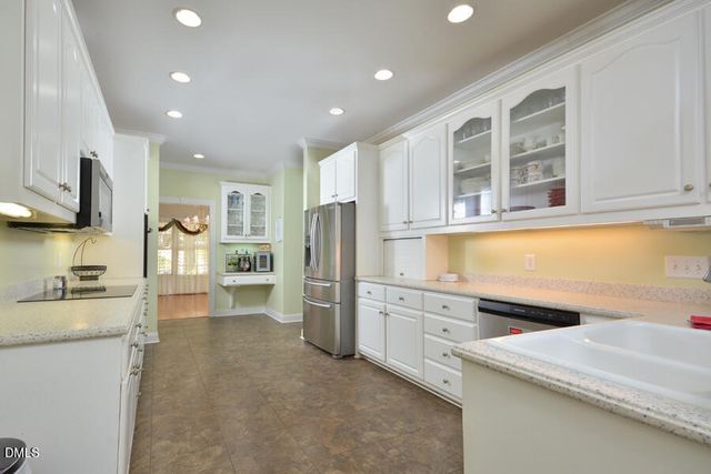 240 Coachlight Trail, Burlington, NC 27215