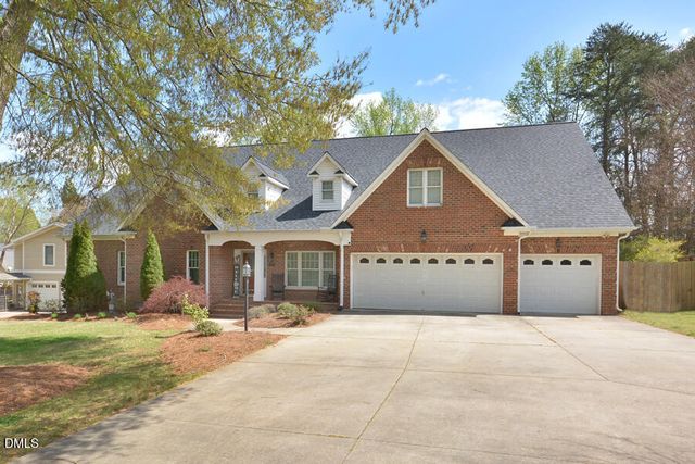 240 Coachlight Trail, Burlington, NC 27215