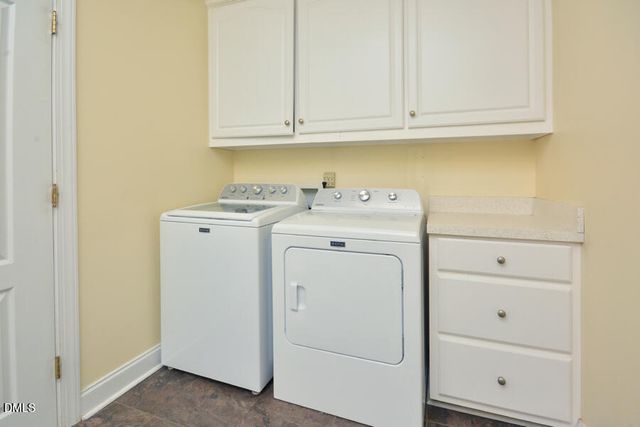 240 Coachlight Trail, Burlington, NC 27215