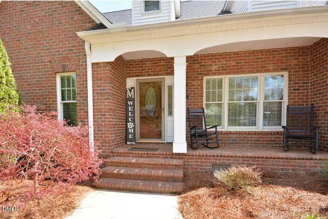 240 Coachlight Trail, Burlington, NC 27215