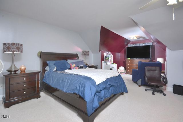 240 Coachlight Trail, Burlington, NC 27215