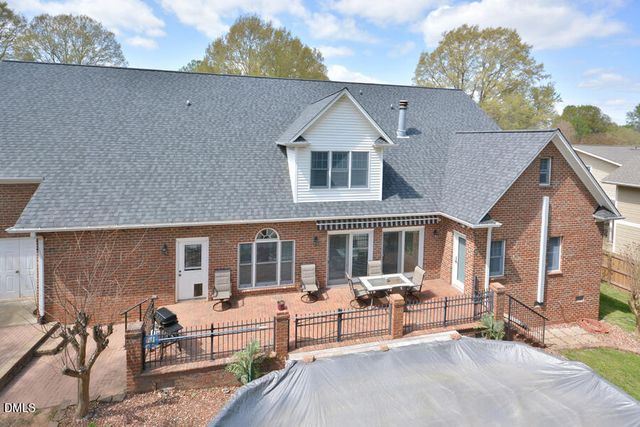 240 Coachlight Trail, Burlington, NC 27215