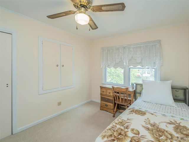 38 Pell Terrace, Garden City, NY 11530